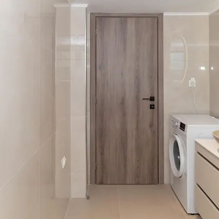 Kapxhiu Oceanis Residences * העיירה קוס