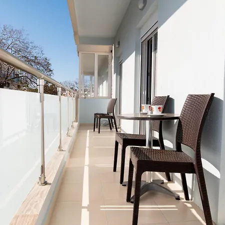 דירה Kapxhiu Oceanis Residences